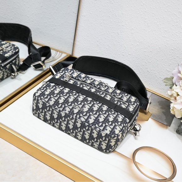 Dior Monogram Black and Gray Crossbody Bag - Picture 4 of 9